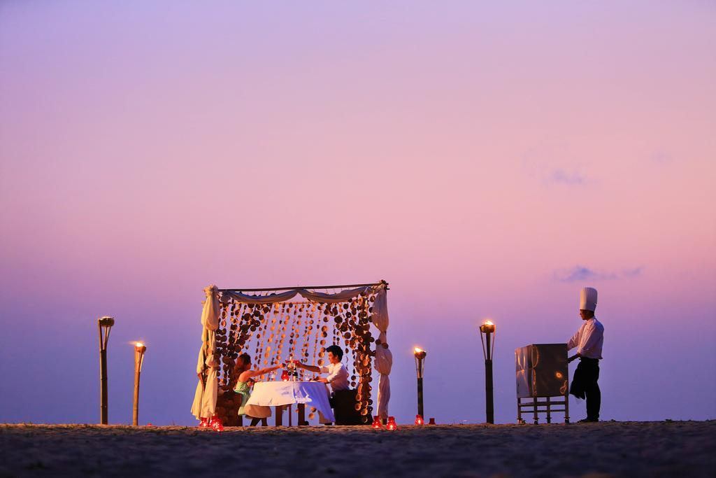 Eskala Hotels And Resorts Нгве-Саунг Экстерьер фото
