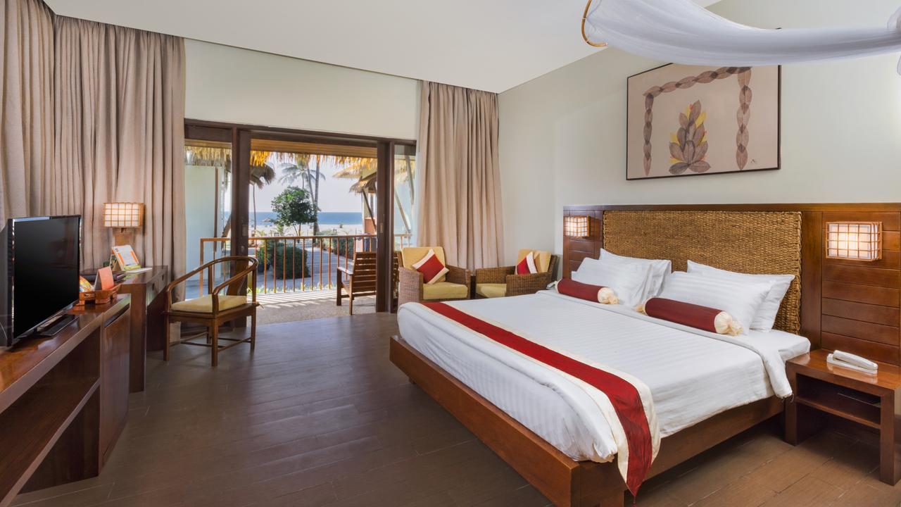 Eskala Hotels And Resorts Нгве-Саунг Экстерьер фото