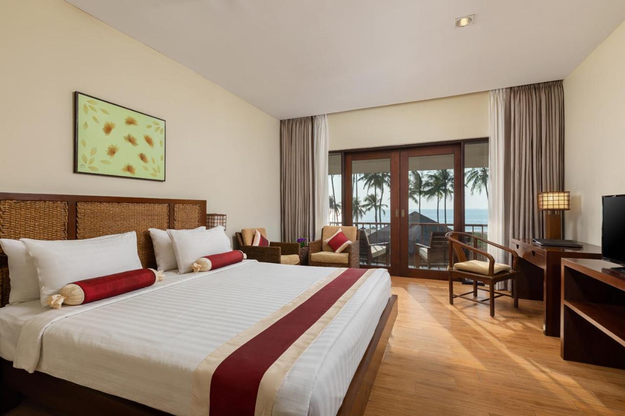 Eskala Hotels And Resorts Нгве-Саунг Экстерьер фото