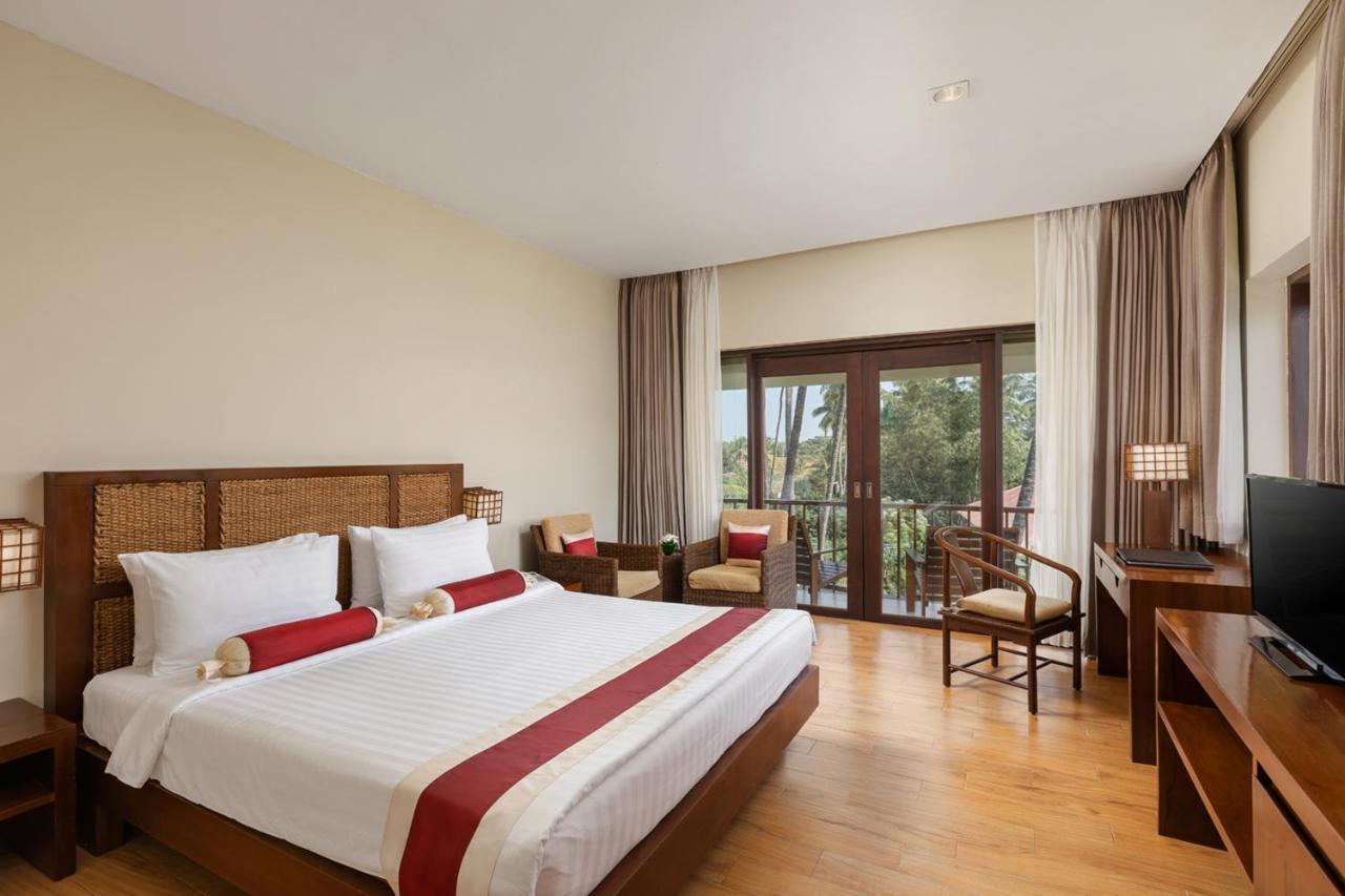 Eskala Hotels And Resorts Нгве-Саунг Экстерьер фото